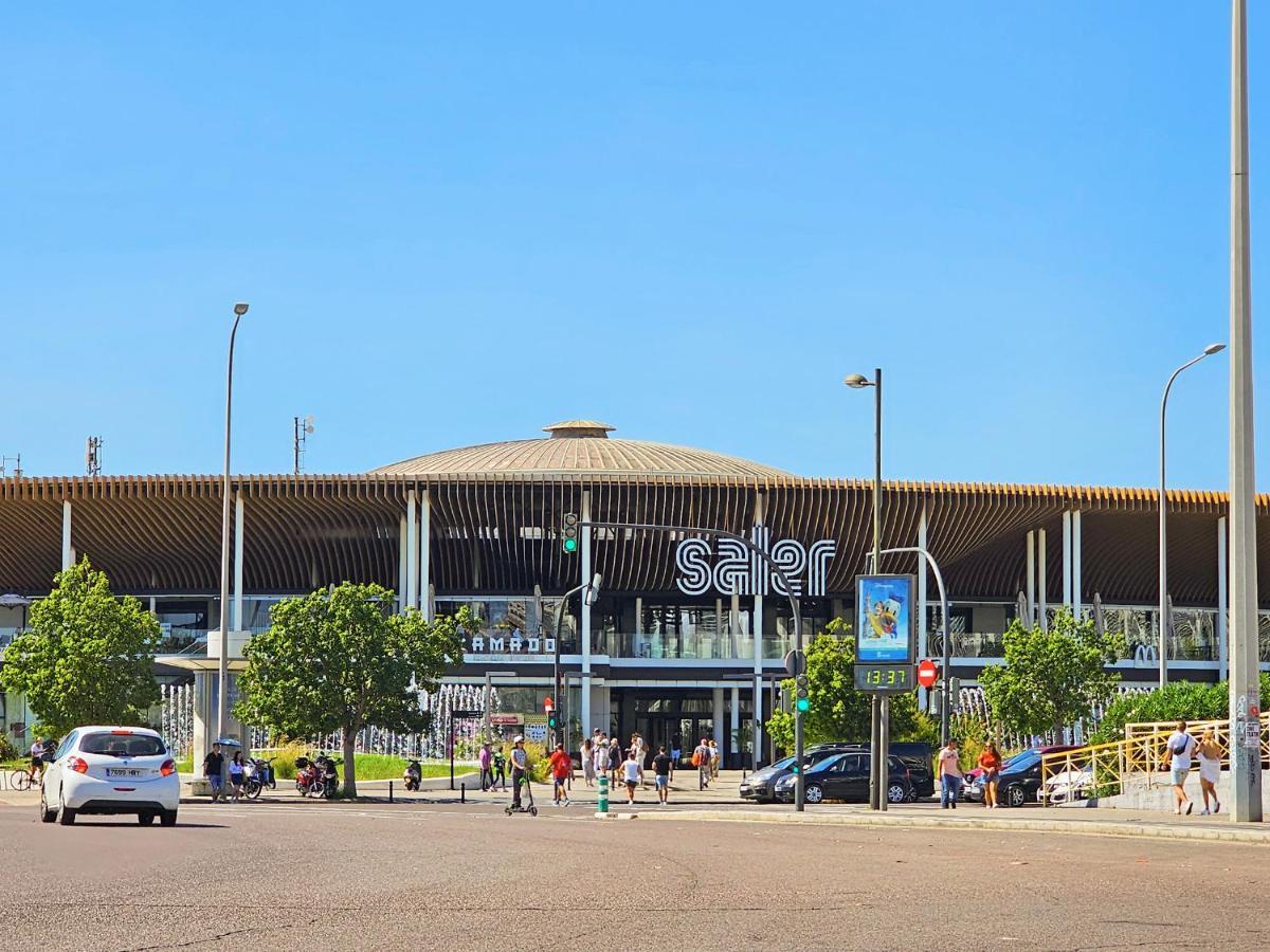 Apartamentos Las Ciencias V บาเลนเซีย ภายนอก รูปภาพ